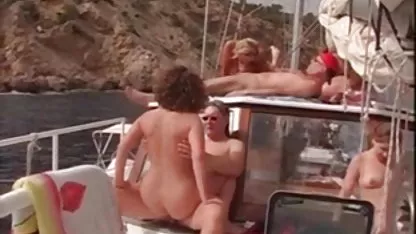 Nena linda chupa miembro de polla negra y folla anal con su videos de mujeres maduras calientes novio