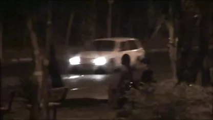 Dos negras muy cachondas gays bombeados follan en el vestuario