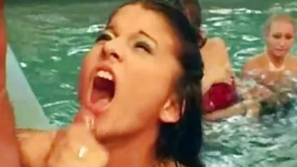 Riley Reid ver videos cachondos xxx y una enorme polla negra en su culo