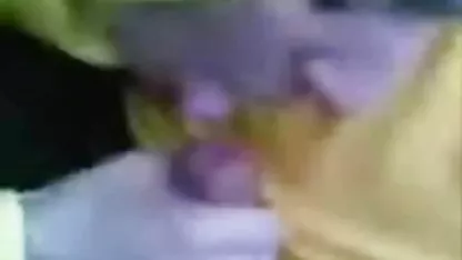 El lujurioso bombeo del tipi se folla a una morena tetona en un ver videos cachondos gratis anal apretado