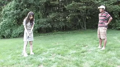 Nena rusa chupa polla chicas bailando cachondo y traga semen