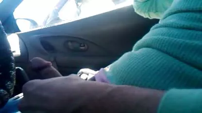 Mamá con grandes sexo gratis cachondas pechos salta sobre la polla de un joven ebar