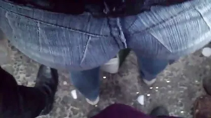 Tipo lujurioso lame con entusiasmo el coño de Casey Calvert y se folla a la latinas cachondas xxx morena