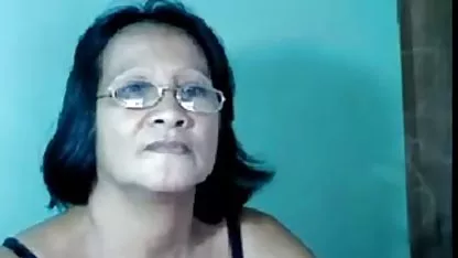 Negro coño lamer su joven novia en una pose 69. Luego se lo planta en la grieta de su vara maduras tetonas y cachondas y aceptó ottrahivat bebé