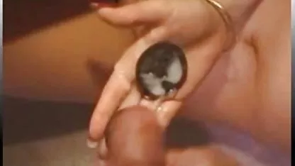 Deje que ella le chupe la polla, y luego irán del baño a una habitación acogedora y allí videos de enanas cachondas él podrá lamer su coño peludo.