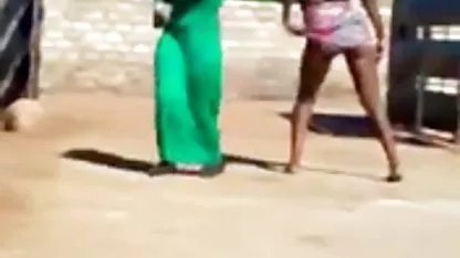 Belleza deportiva madura con grandes tetas folla jovenes cachondas chico joven