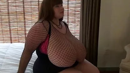 Puta pelirroja Olivia Lee probó parejas muy cachondas su anal en casting