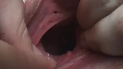 La sexy rubia madura Georgie Lyall se folla al hijo de su videos de colombianas cachondas amiga