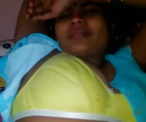 Nena adolescente le chupa la polla al padrastro y se lo folla videos xxx muy cachondos después de Cooney