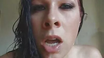 Sexy joven viejas cachondas maduras pareja follando en la cocina