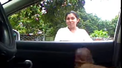 Morena las mujeres mas panochudas traviesa en spandex amarillo obtiene su culo follado duro