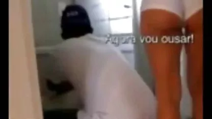 Amigo chupando la polla xxx muy cachondas de su novio emocionado
